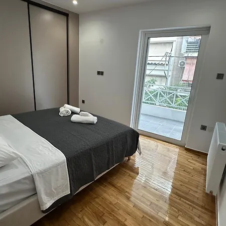 Apartment Gk Experience Niarchos Foundation *